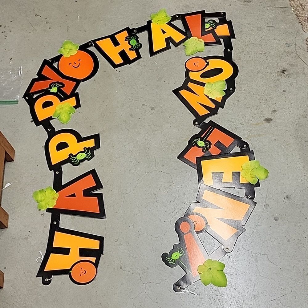 Vintage posable die cut Halloween witch, pumpkin man, plus banner - Picture 11 of 11
